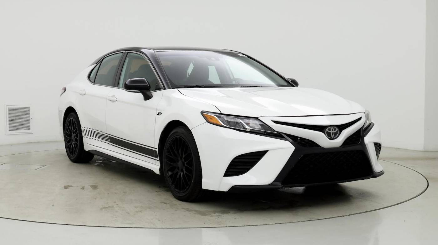 2019 Toyota Camry SE — Sedan — 100,549 mi — Lithia Springs, GA