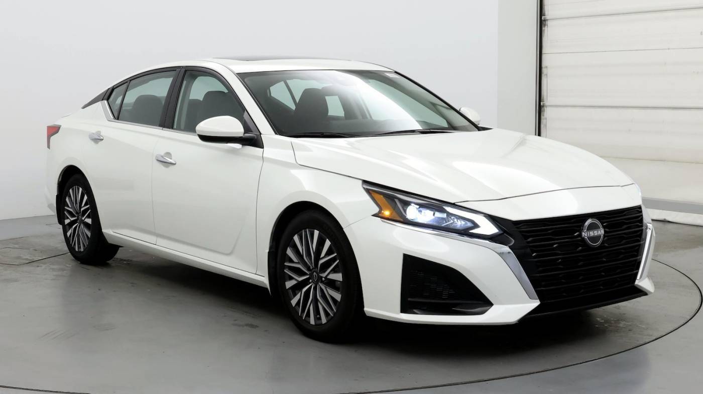 2023 Nissan Altima SV — Sedan — 44,207 mi — Lithia Springs, GA