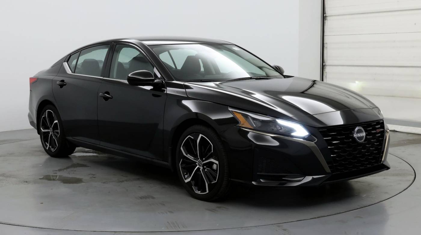 2023 Nissan Altima SR — Sedan — 5,999 mi — Lithia Springs, GA