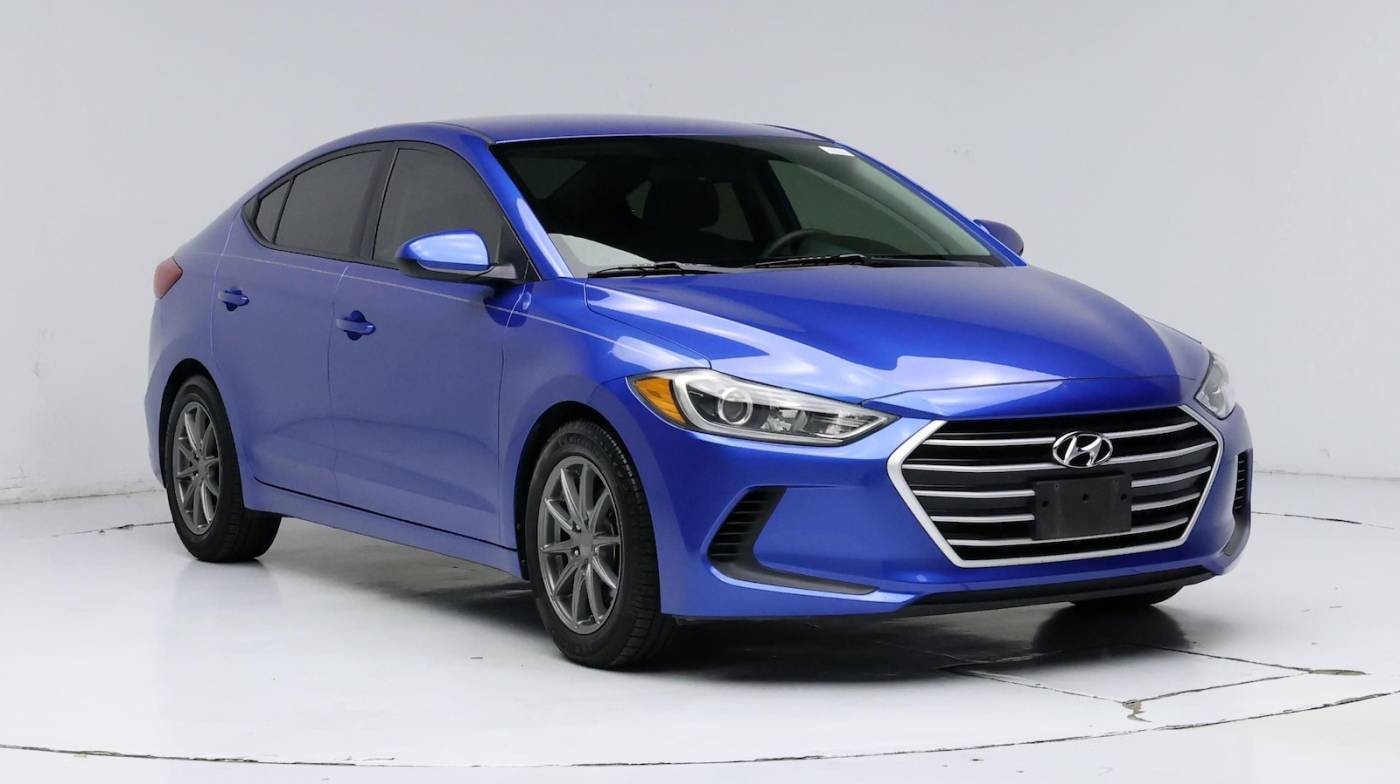 2017 Hyundai Elantra SE — Sedan — 94,596 mi — San Antonio, TX