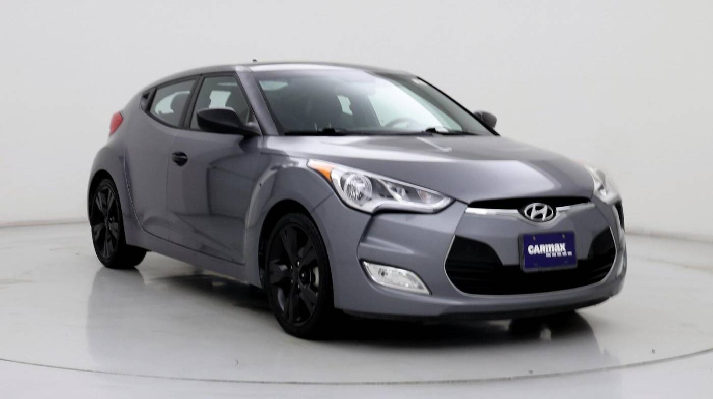 2016 Hyundai Veloster Base — Hatchback — 30,874 mi — San Antonio, TX