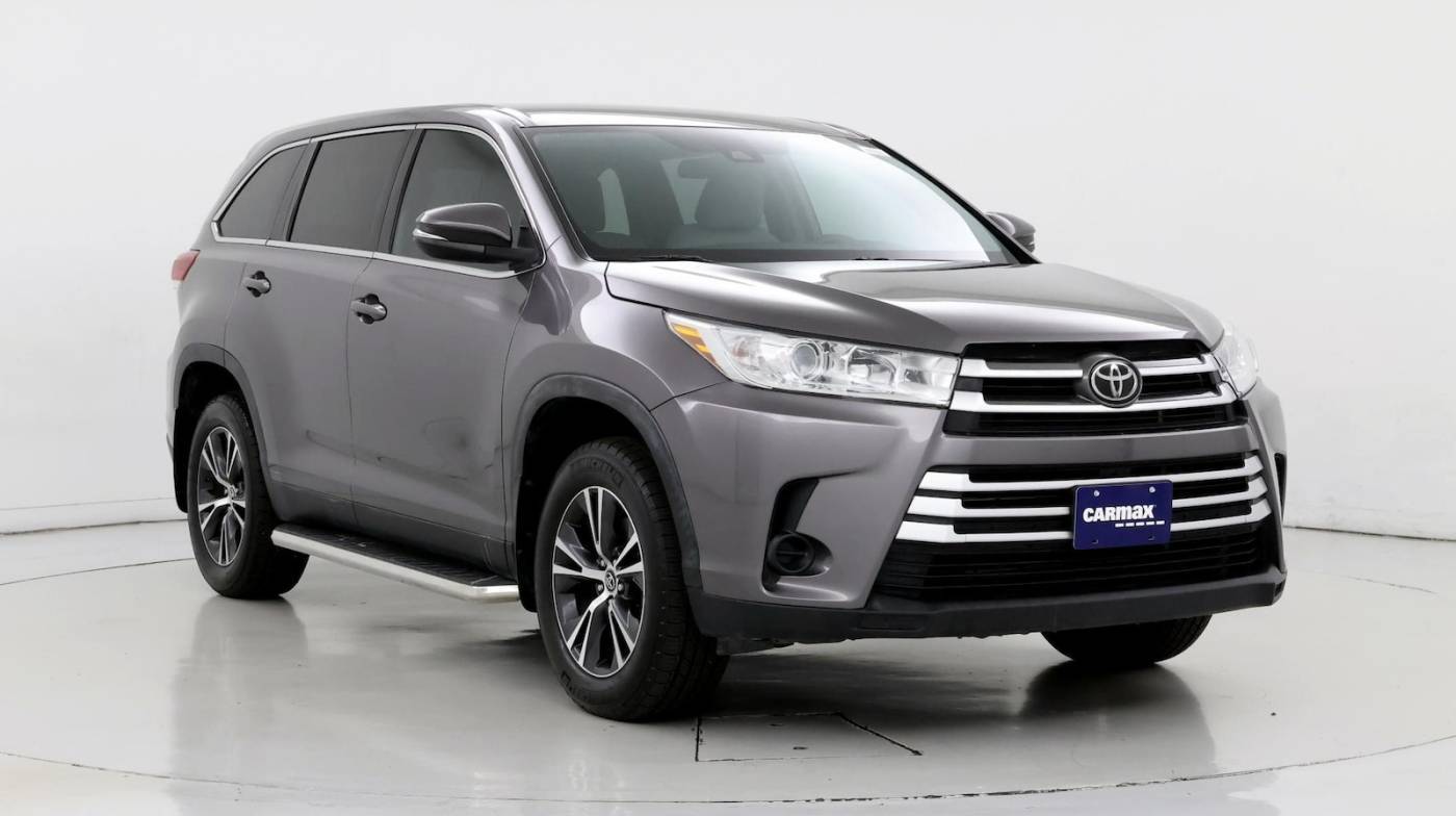 2019 Toyota Highlander LE V6 — SUV — 50,957 mi — San Antonio, TX
