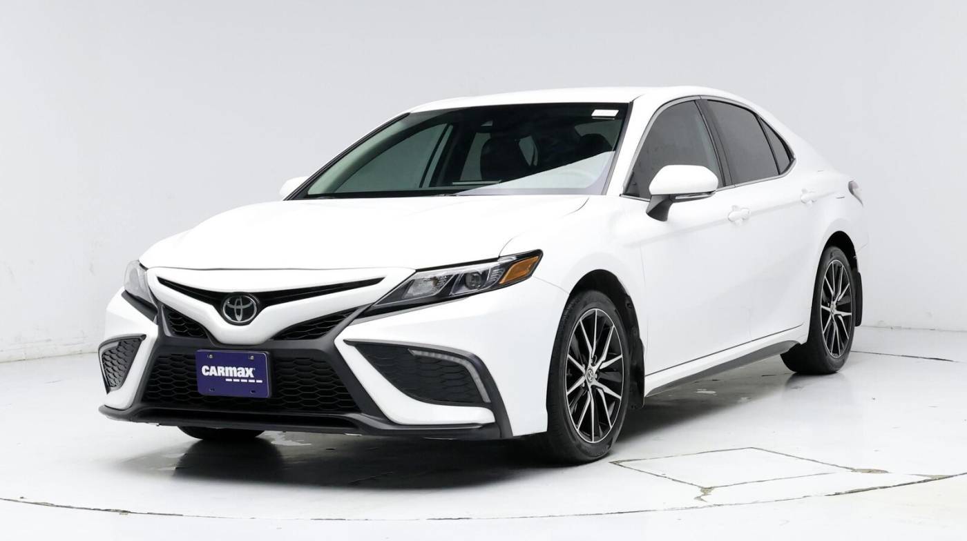 2023 Toyota Camry SE — Sedan — 20,434 mi — San Antonio, TX