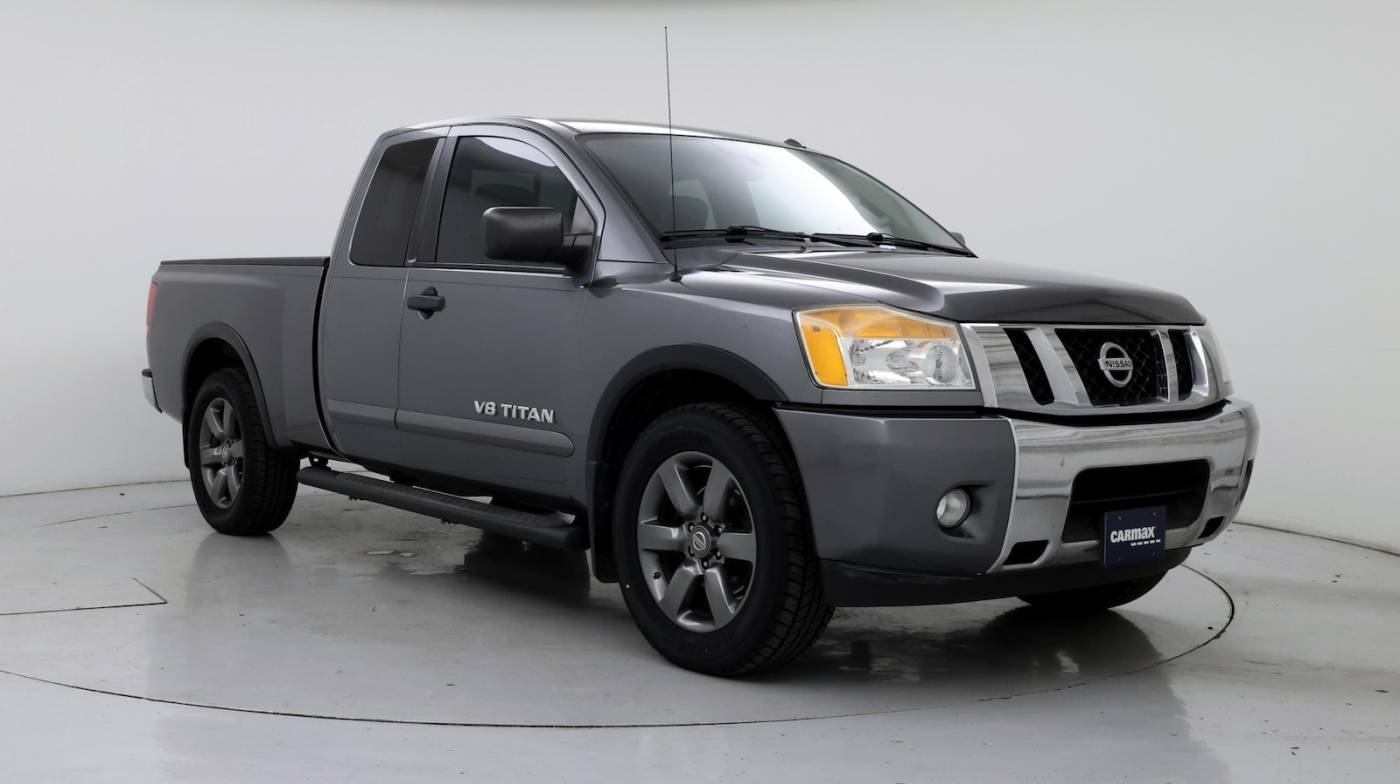 2015 Nissan Titan SV — Pickup Truck — 110,775 mi — San Antonio, TX