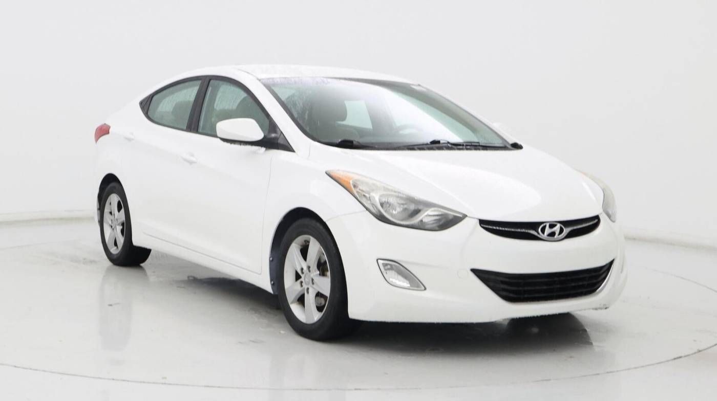 2013 Hyundai Elantra GLS — Sedan — 104,278 mi — Louisville, KY