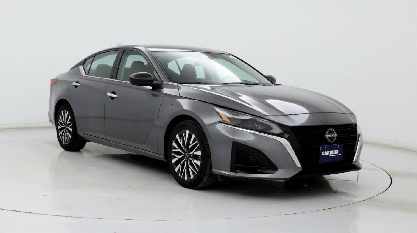 2024 Nissan Altima SV — Sedan — 10,358 mi — Louisville, KY
