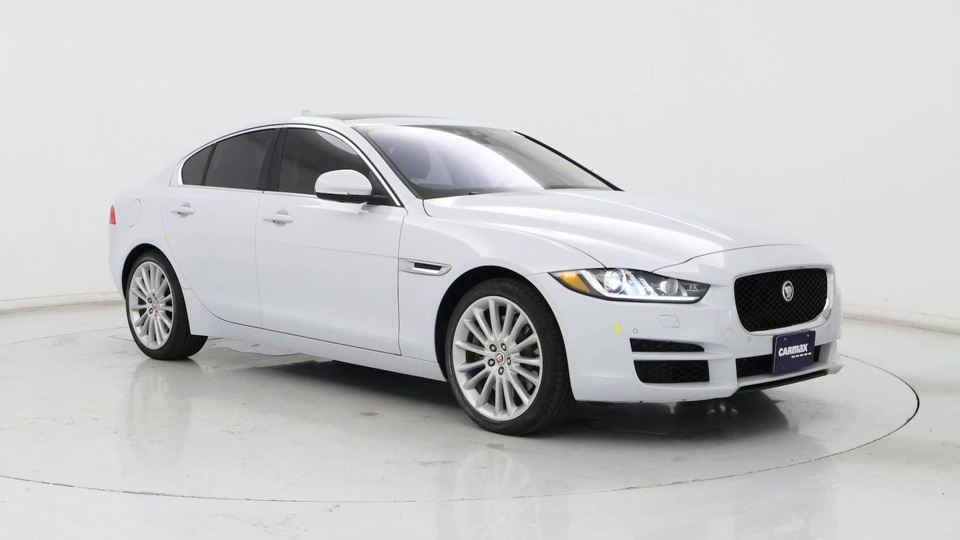 2018 Jaguar XE