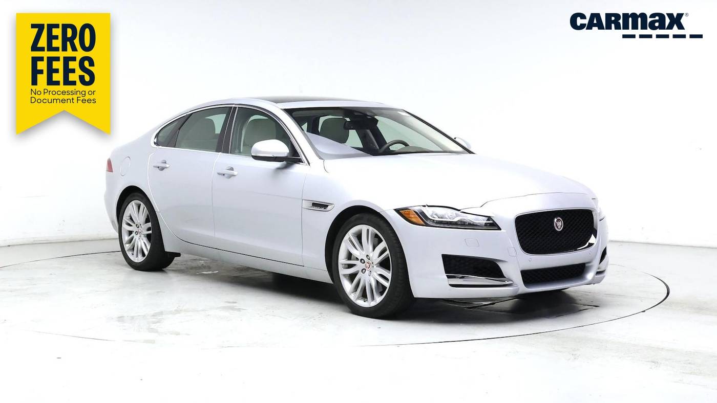 2017 Jaguar XF Prestige