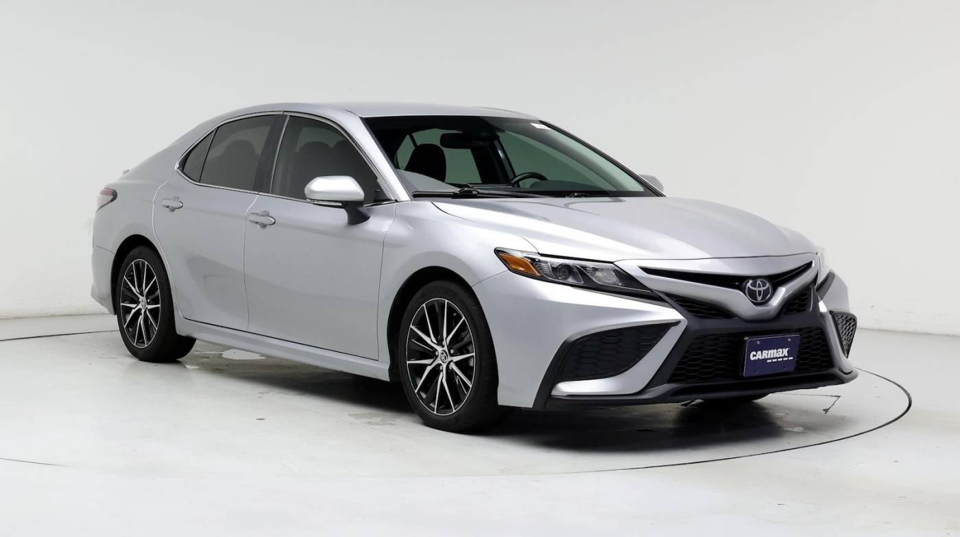 2022 Toyota Camry SE — Sedan — 61,443 mi — Memphis, TN