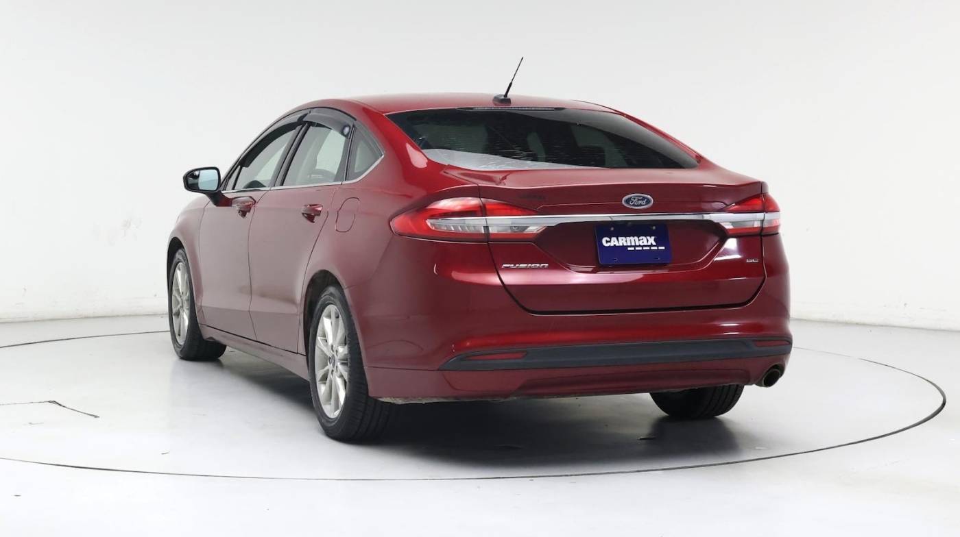 2017 Ford Fusion SE — Sedan — 111,328 mi — Memphis, TN