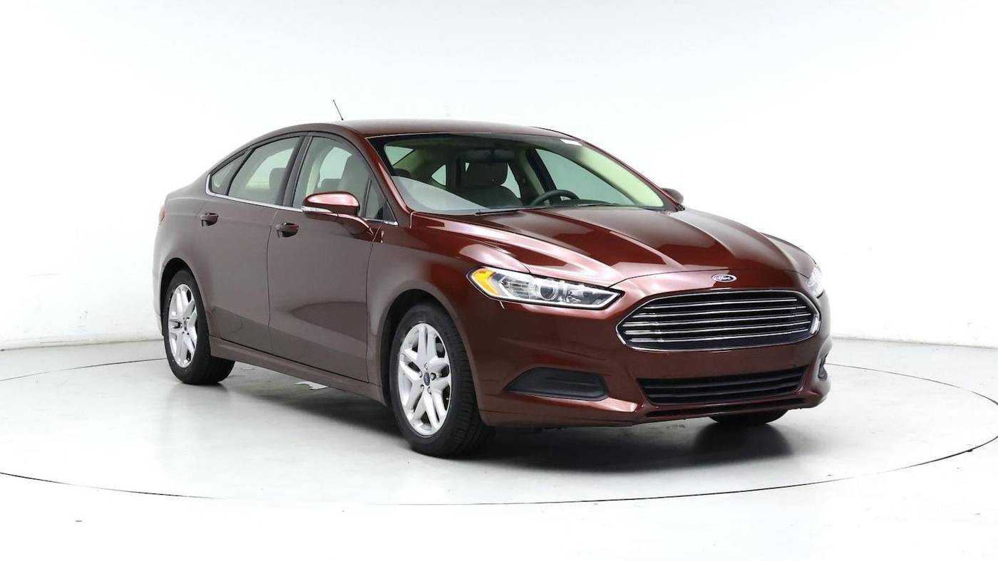 2016 Ford Fusion SE