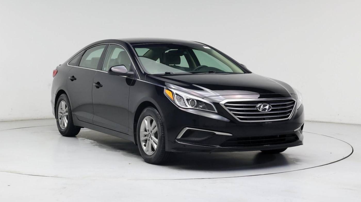 2017 Hyundai Sonata SE — Sedan — 67,208 mi — Memphis, TN