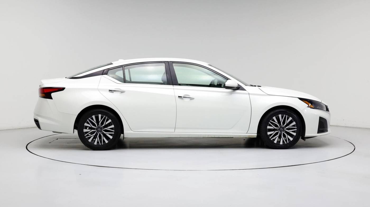2023 Nissan Altima SV — Sedan — 40,264 mi — Memphis, TN