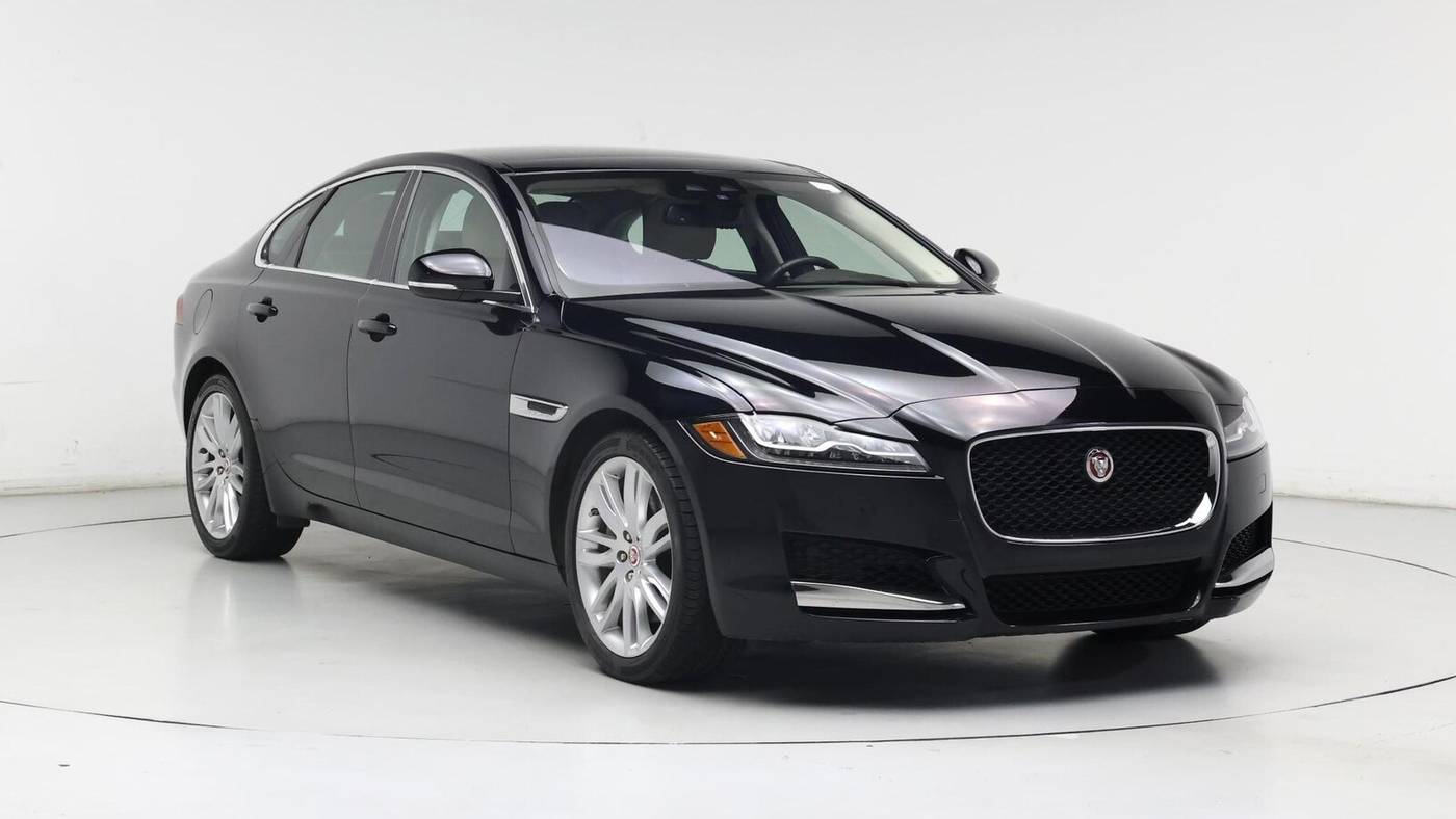 2017 Jaguar XF