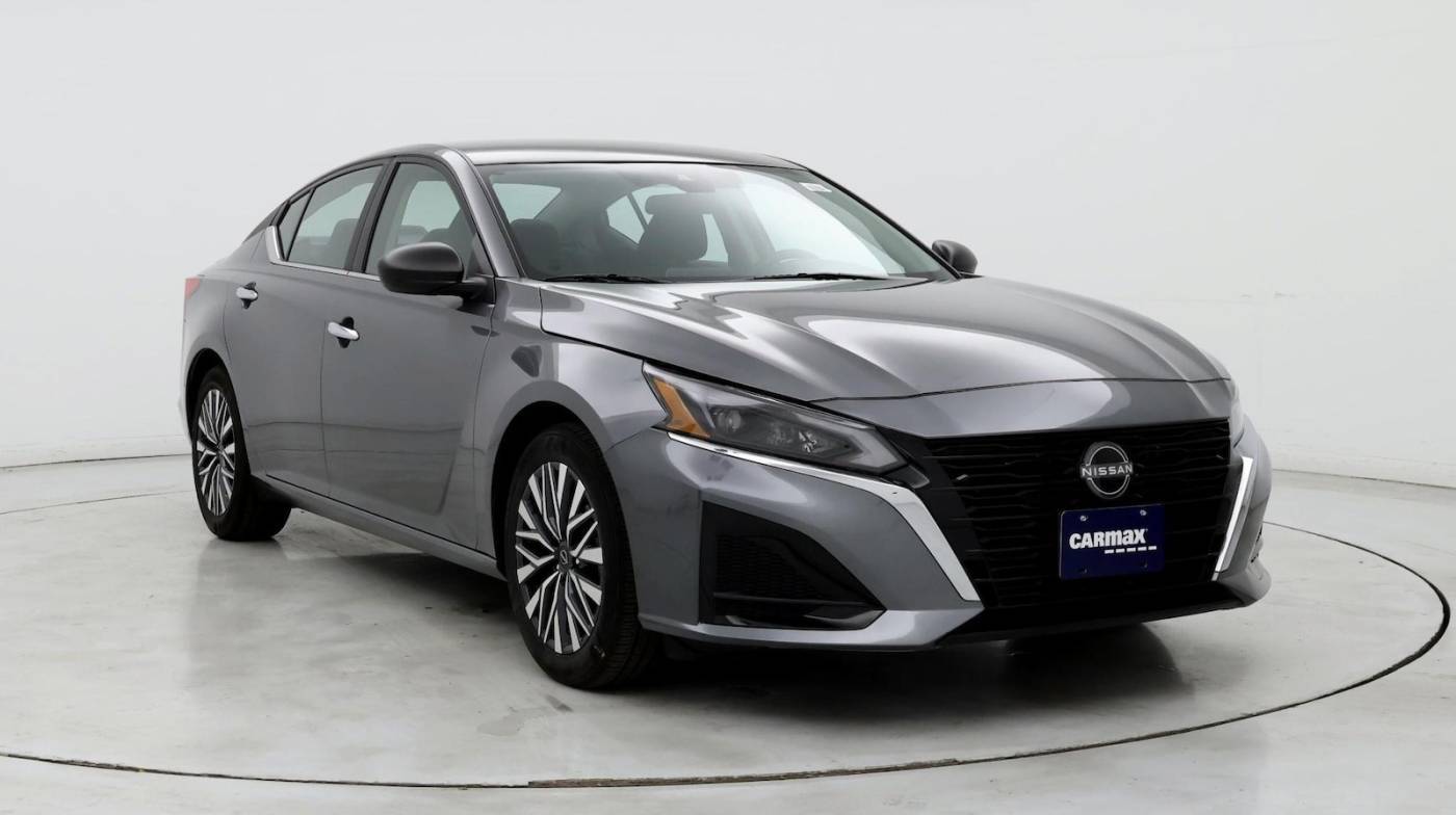 2024 Nissan Altima SV — Sedan — 18,377 mi — Merrillville, IN