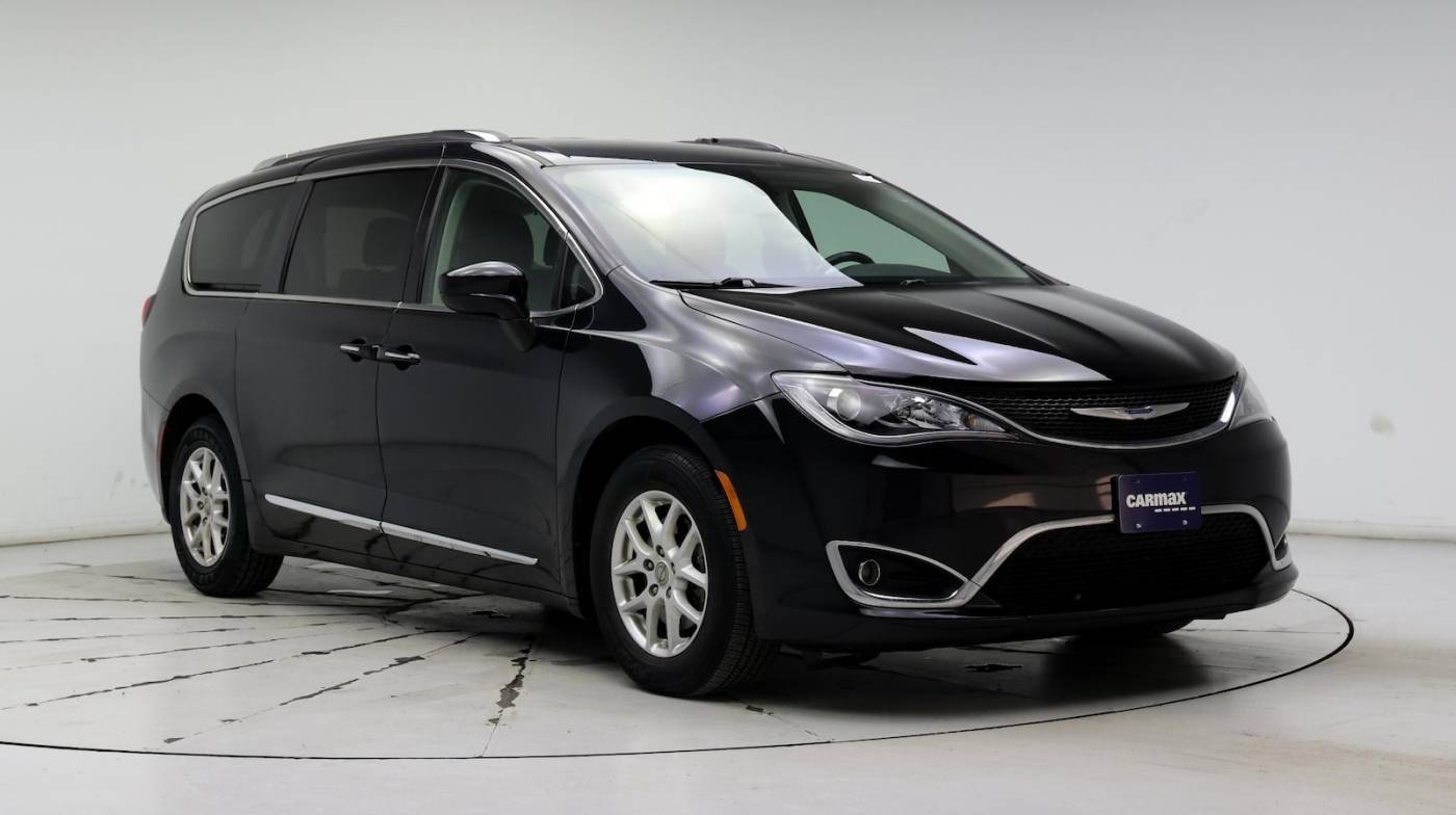 2020 Chrysler Pacifica Touring L — Minivan — 48,633 mi — Merrillville, IN