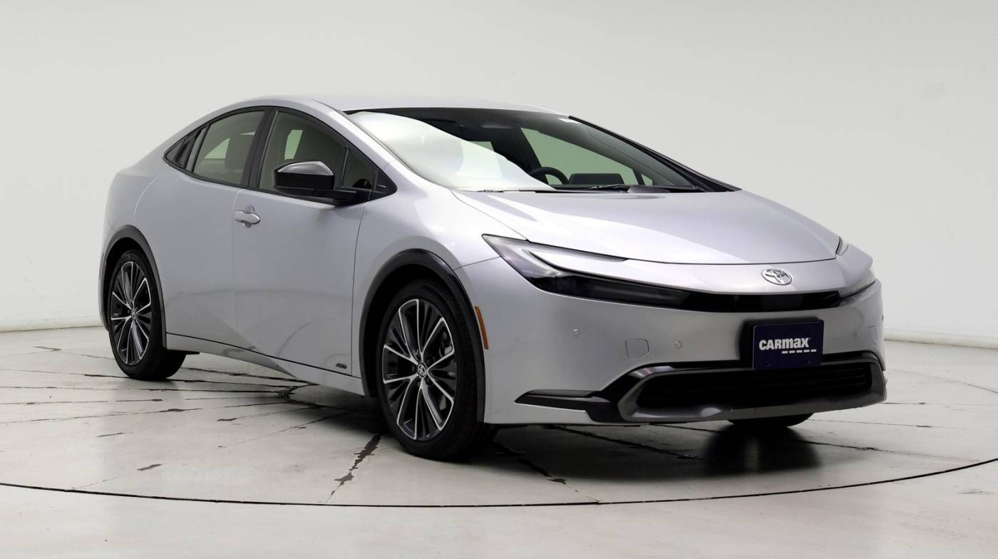 2023 Toyota Prius XLE — Hatchback — 16,375 mi — Merrillville, IN