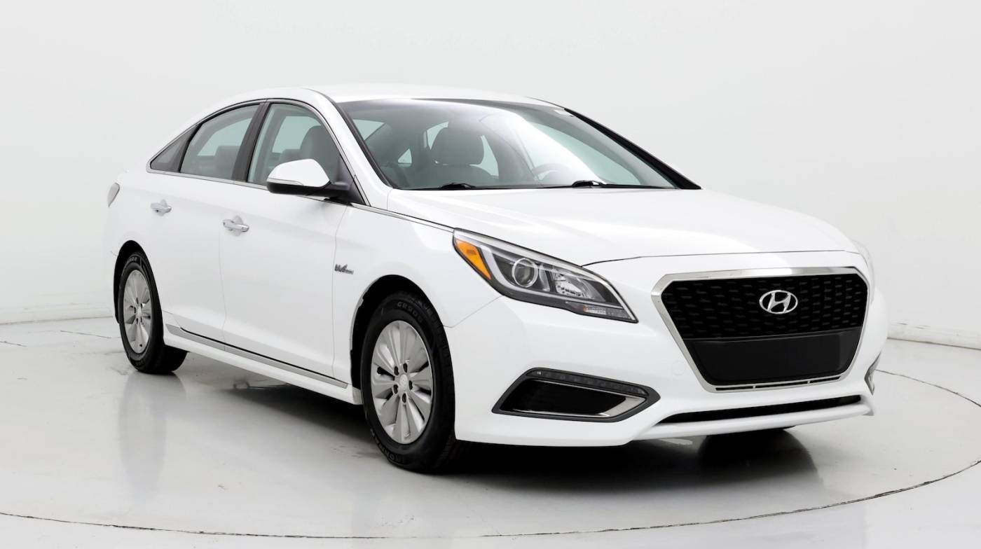 2017 Hyundai Sonata Hybrid SE — Sedan — 93,181 mi — Merrillville, IN