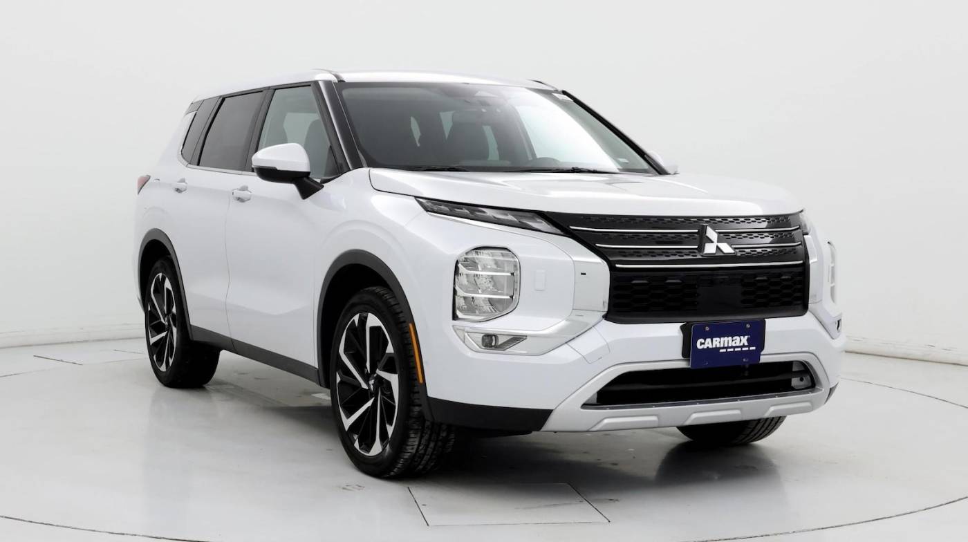 2023 Mitsubishi Outlander SE Special Edition — SUV — 46,754 mi — Merrillville, IN