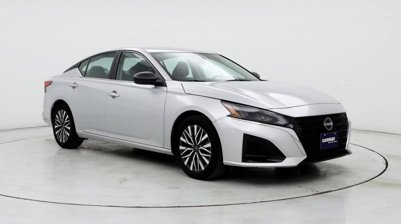 2024 Nissan Altima SV — Sedan — 21,553 mi — Merrillville, IN