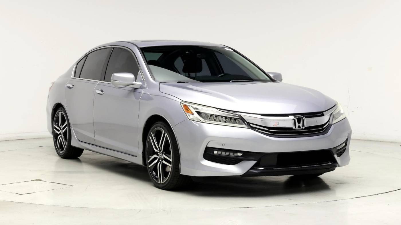 2016 Honda Accord Touring — Sedan — 55,590 mi — Miami Lakes, FL