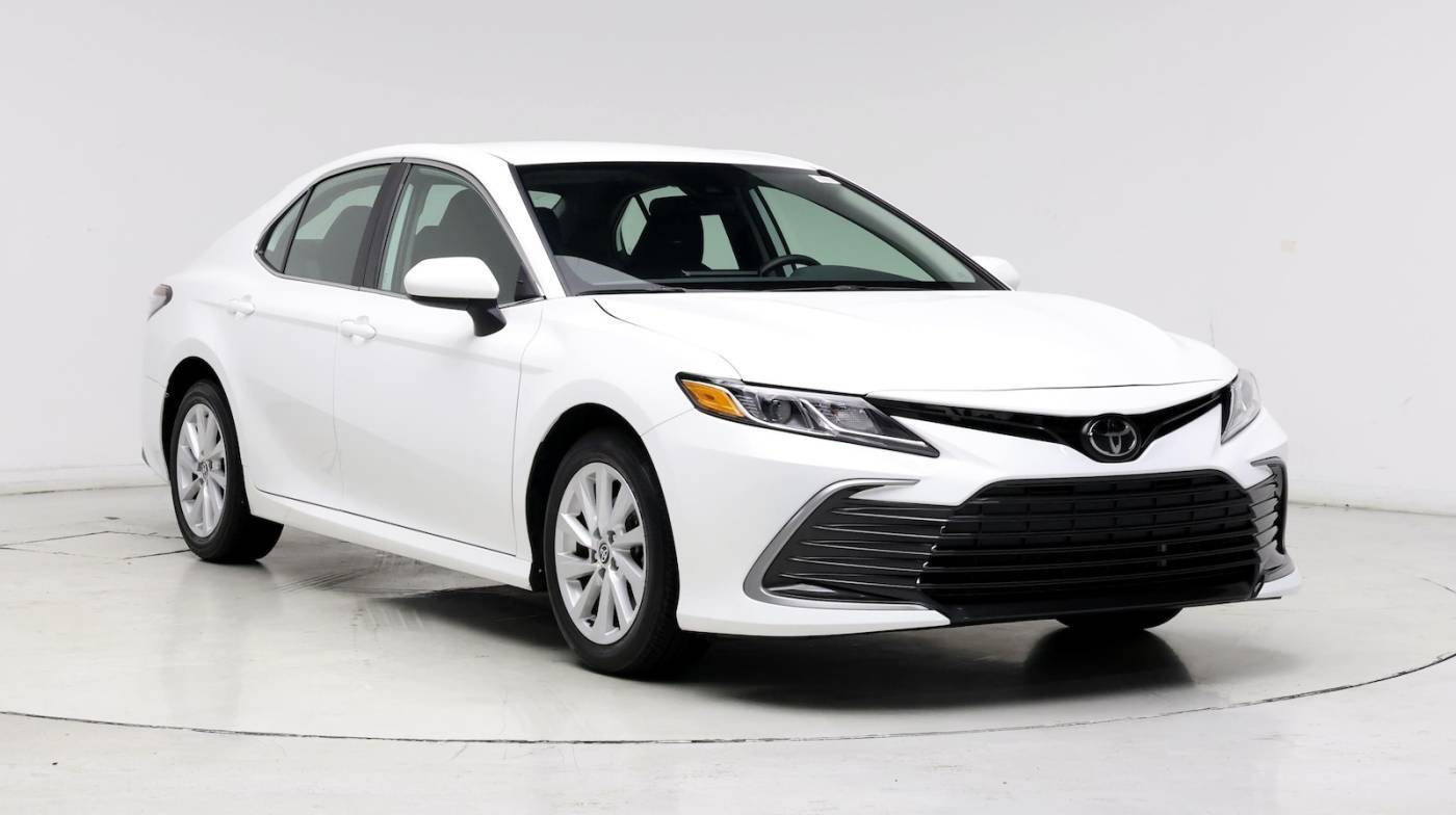 2023 Toyota Camry LE — Sedan — 9,690 mi — Miami Lakes, FL