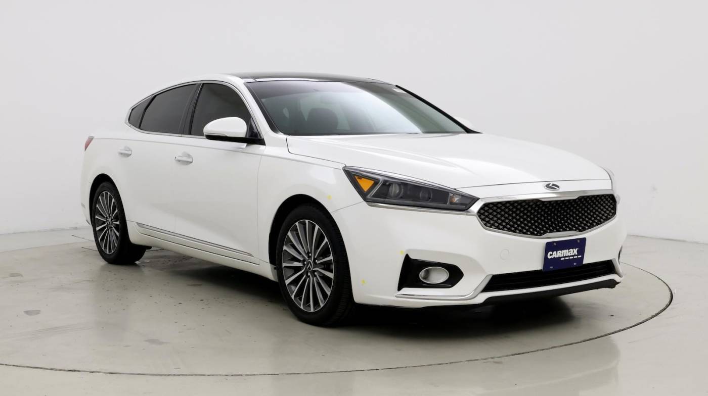 2017 Kia Cadenza Premium — Sedan — 60,256 mi — Miami Lakes, FL