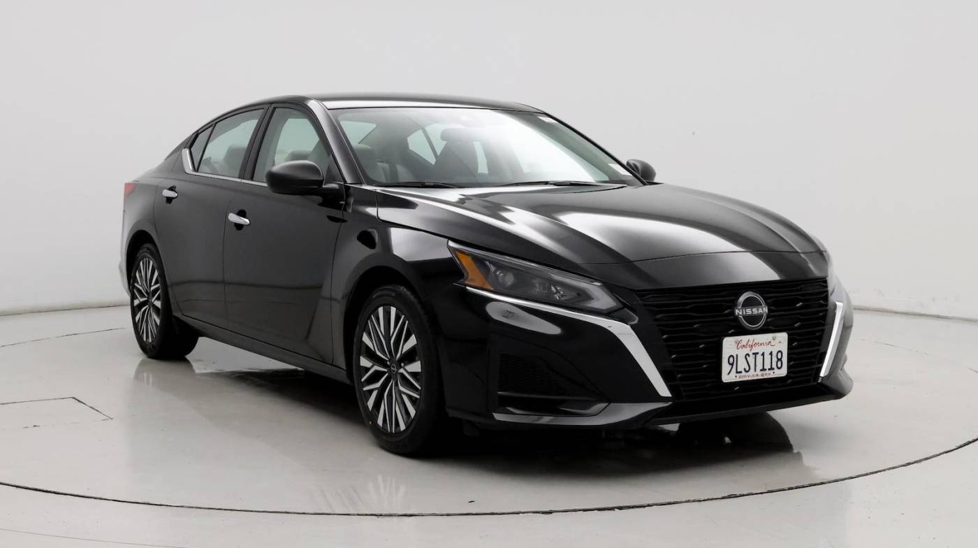 2024 Nissan Altima SV — Sedan — 17,676 mi — Modesto, CA