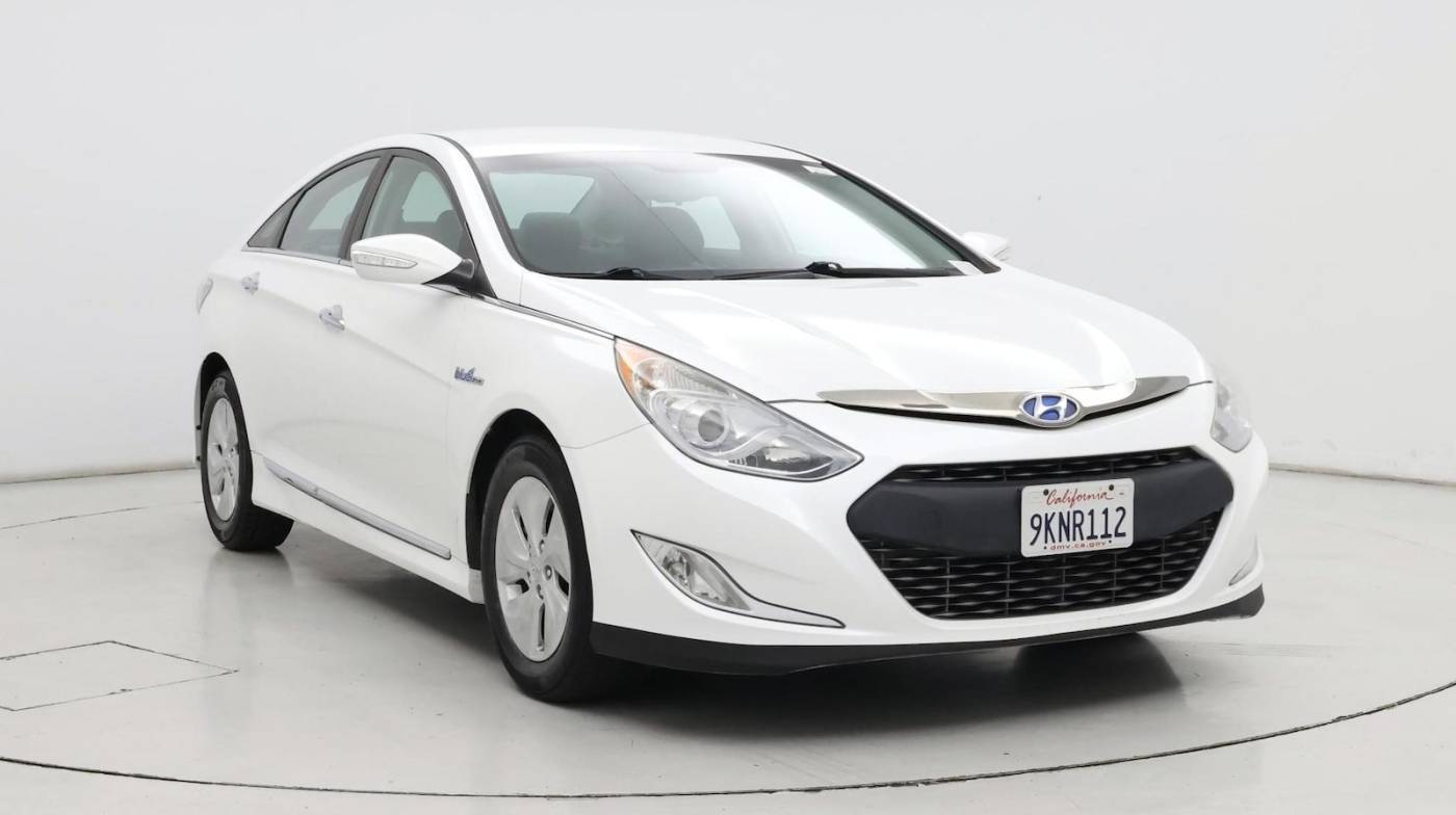 2014 Hyundai Sonata Hybrid Base — Sedan — 39,786 mi — Modesto, CA