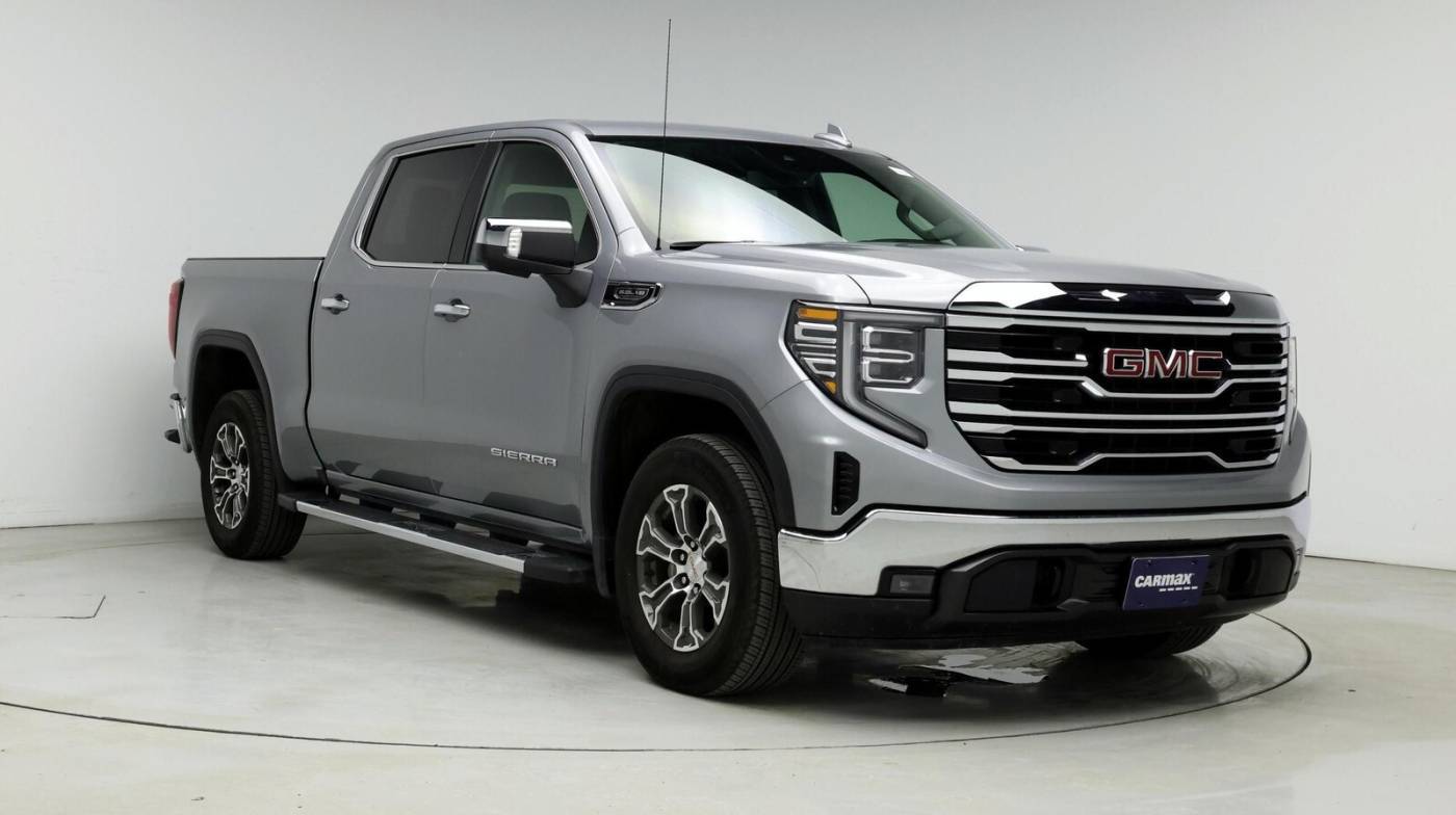 2024 GMC Sierra 1500 SLT — Pickup Truck — 31,225 mi — Naperville, IL