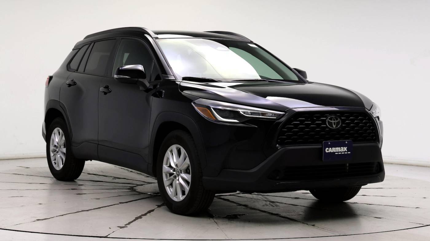 2023 Toyota Corolla Cross LE — SUV — 18,222 mi — Naperville, IL