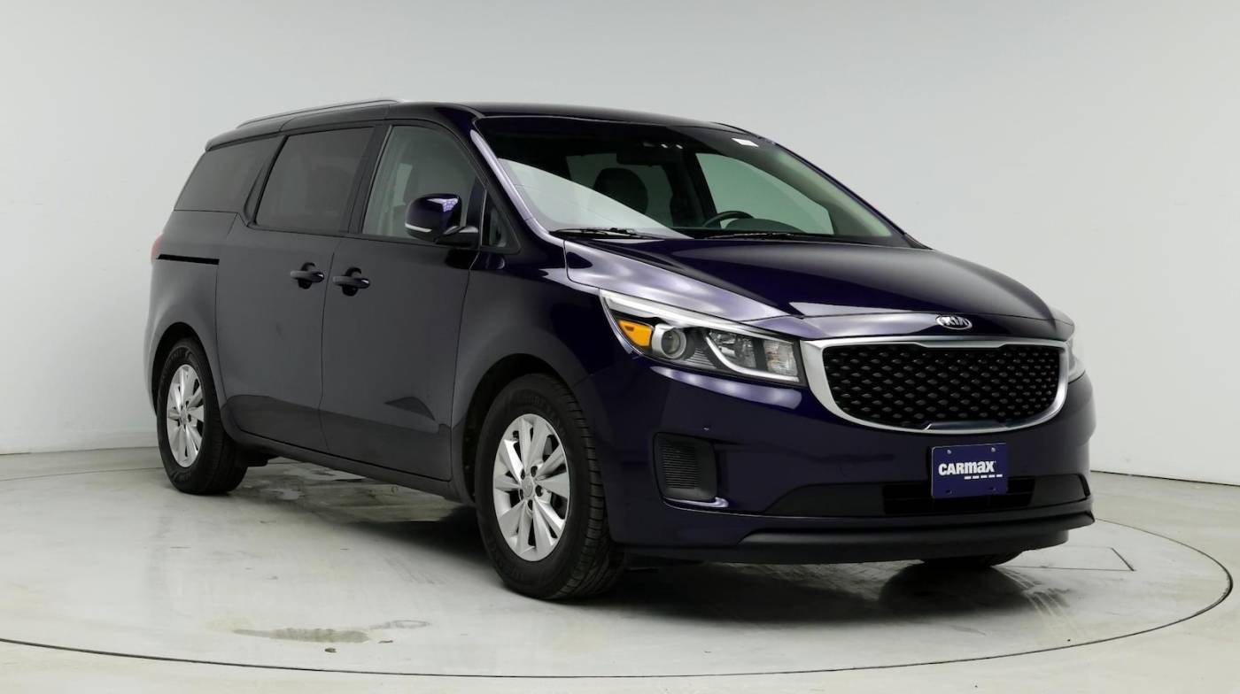 2018 Kia Sedona LX — Minivan — 104,273 mi — Naperville, IL