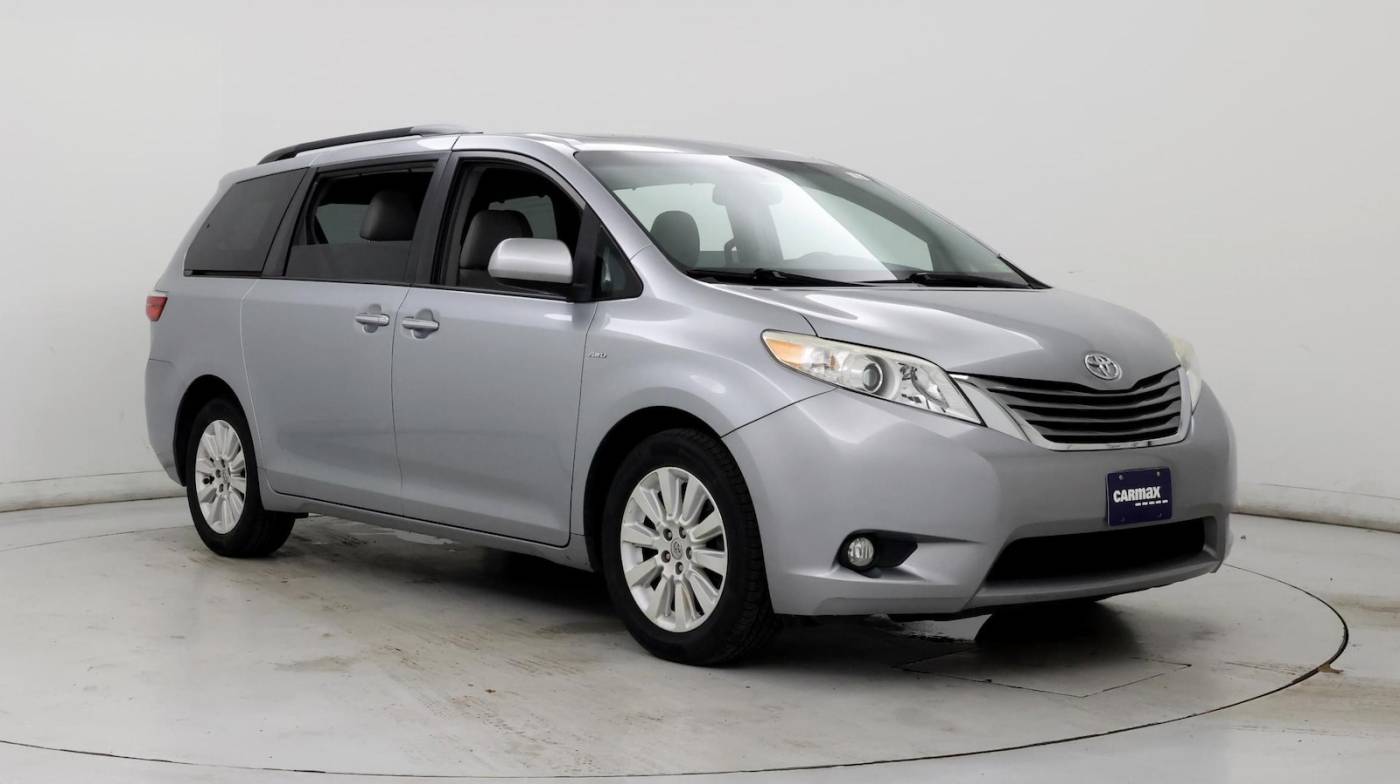 2016 Toyota Sienna XLE — Minivan — 91,696 mi — Nashville, TN