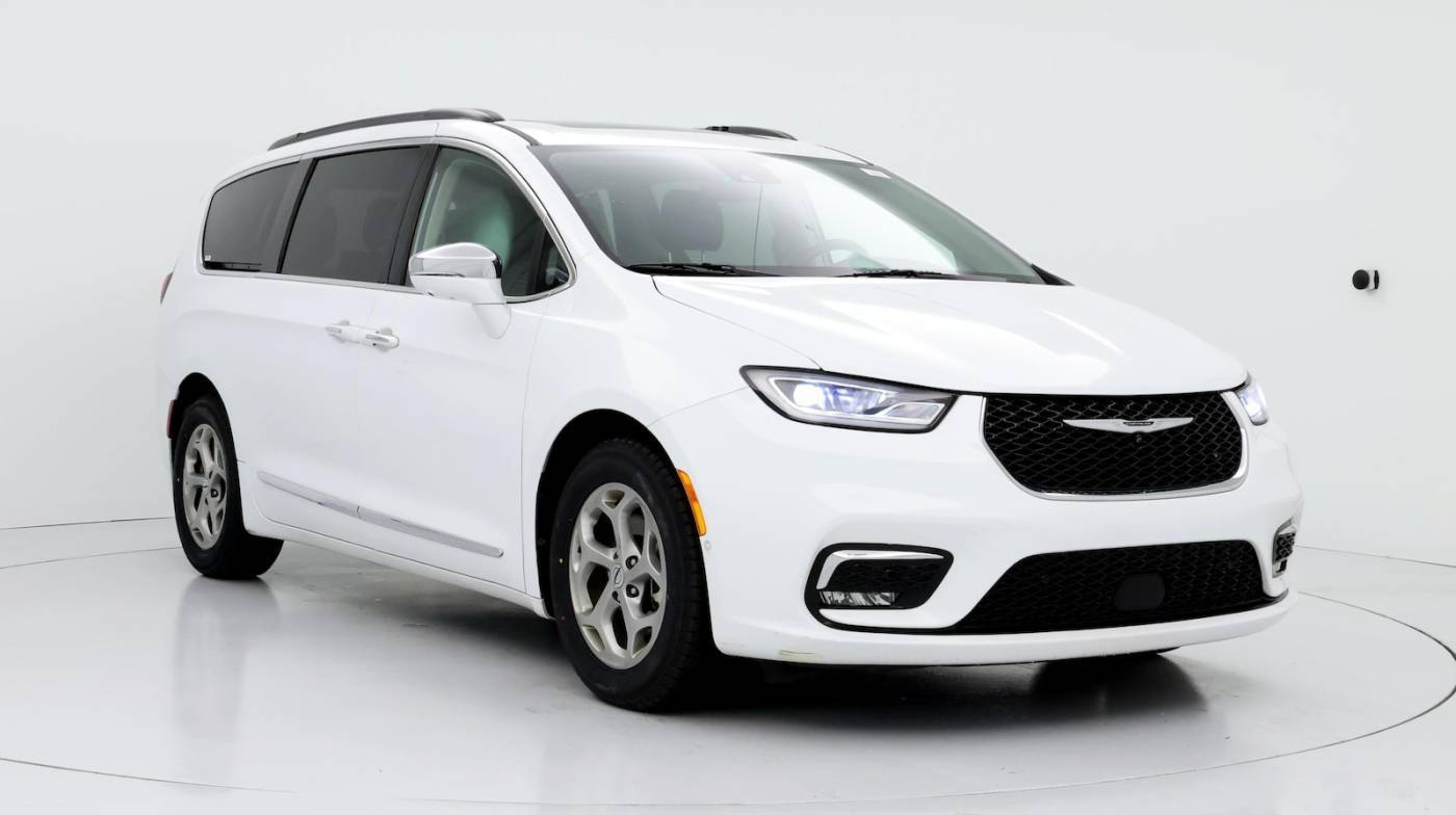 2022 Chrysler Pacifica Limited — Minivan — 49,205 mi — Nashville, TN