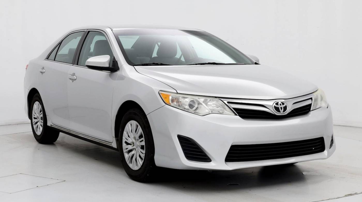 2013 Toyota Camry LE — Sedan — 100,008 mi — Nashville, TN