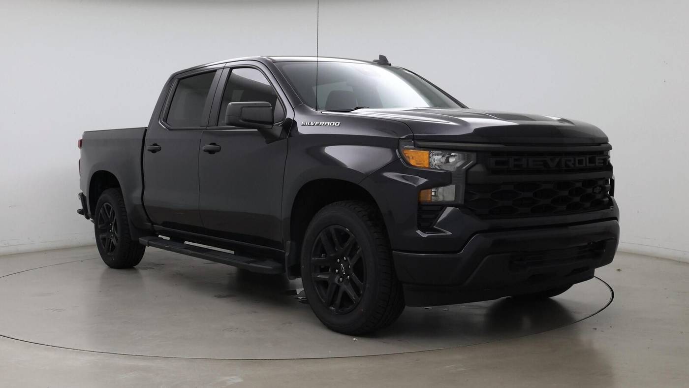 2022 Chevrolet Silverado 1500 Custom — Pickup Truck — 24,414 mi — Inglewood, CA