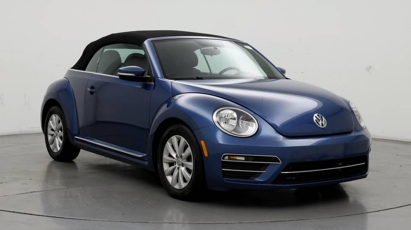 2018 Volkswagen Beetle S — Convertible — 33,213 mi — Nashville, TN