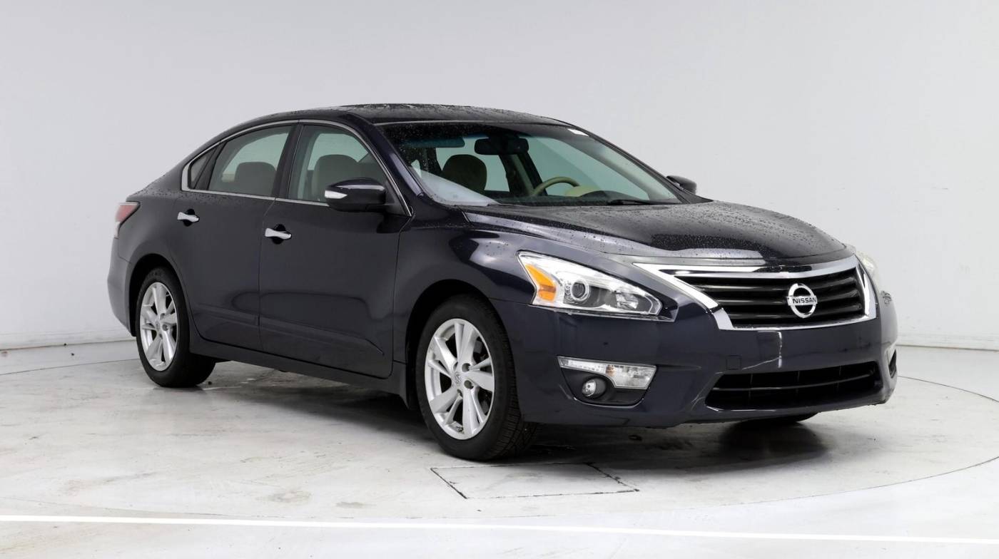 2015 Nissan Altima 2.5 SV — Sedan — 110,990 mi — Nashville, TN