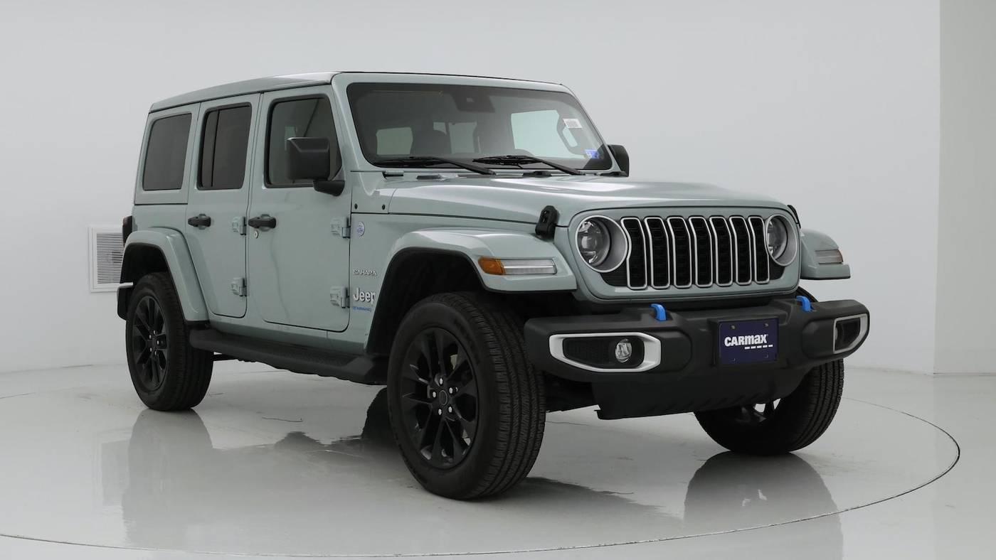 2024 Jeep Wrangler Sahara