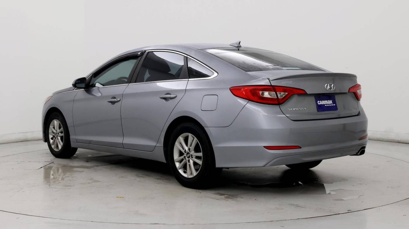 2016 Hyundai Sonata SE — Sedan — 127,869 mi — Newport News, VA