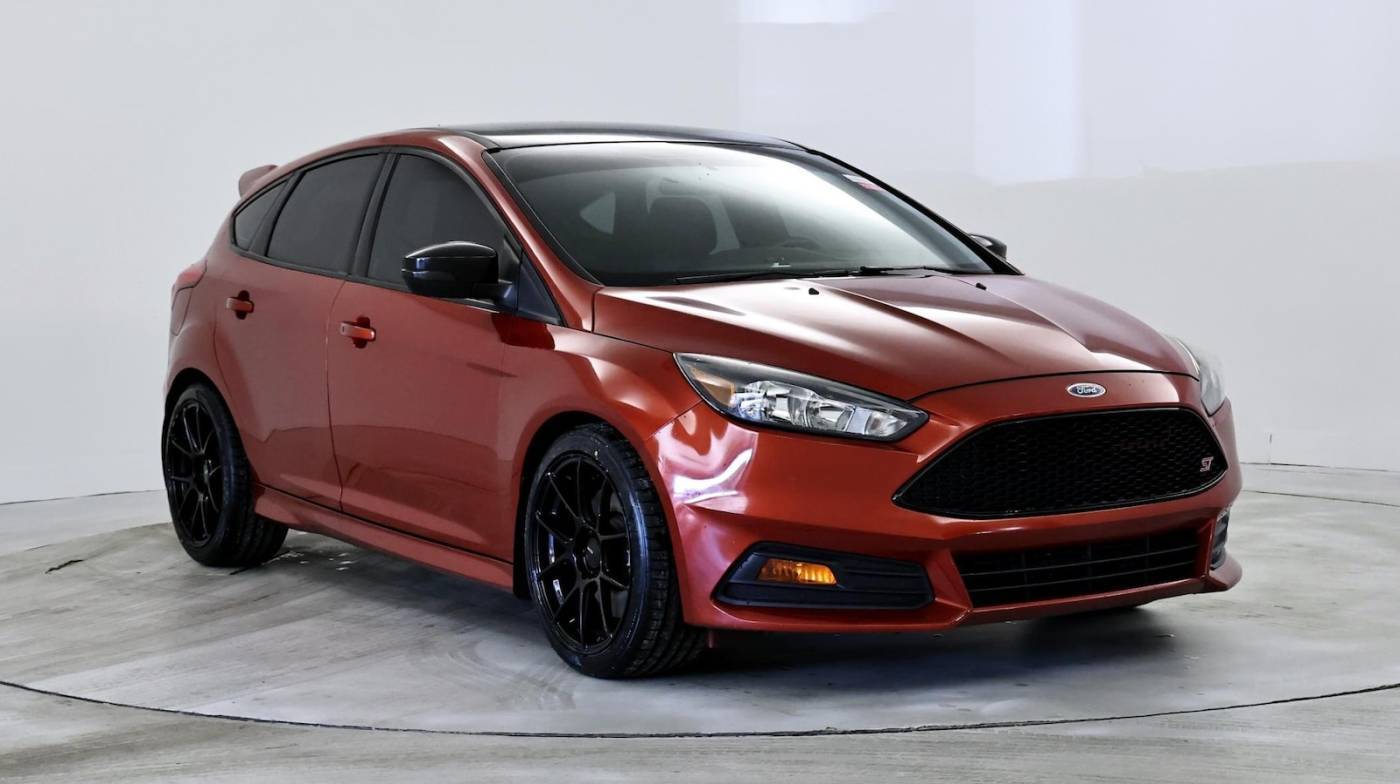 2018 Ford Focus ST — Hatchback — 43,101 mi — Norcross, GA