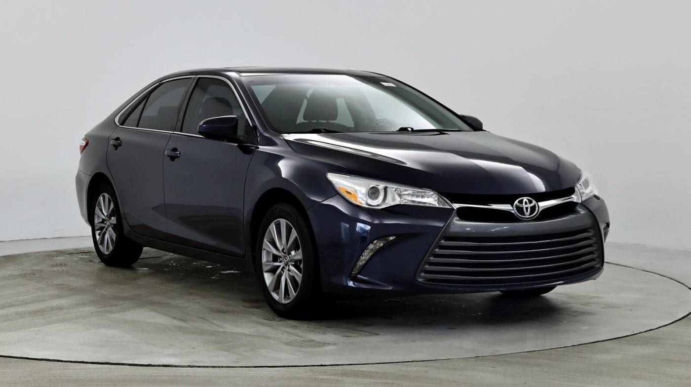 2017 Toyota Camry XLE — Sedan — 124,721 mi — Norcross, GA