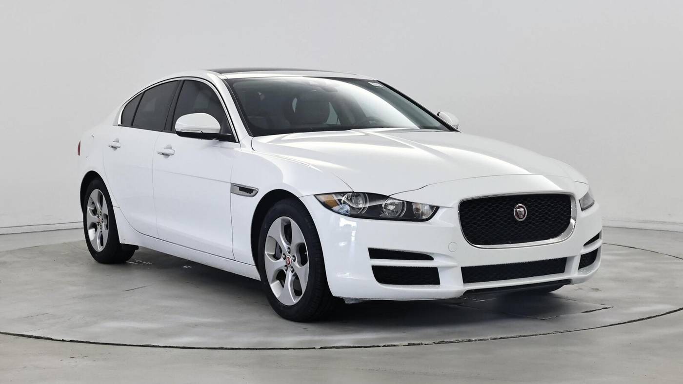2017 Jaguar XE
