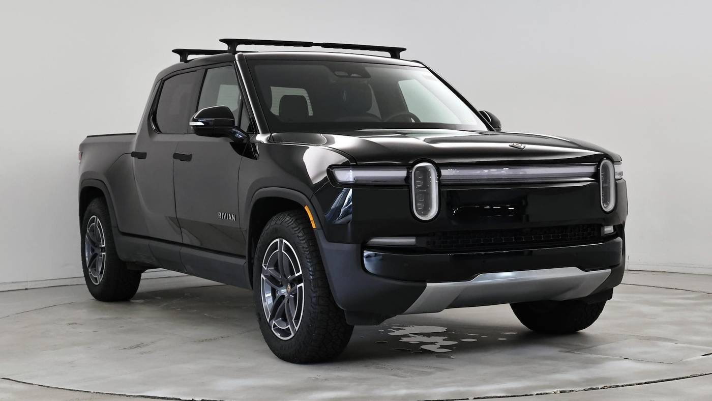 2025 Rivian R1T Adventure — Pickup Truck — 4,074 mi — Inglewood, CA