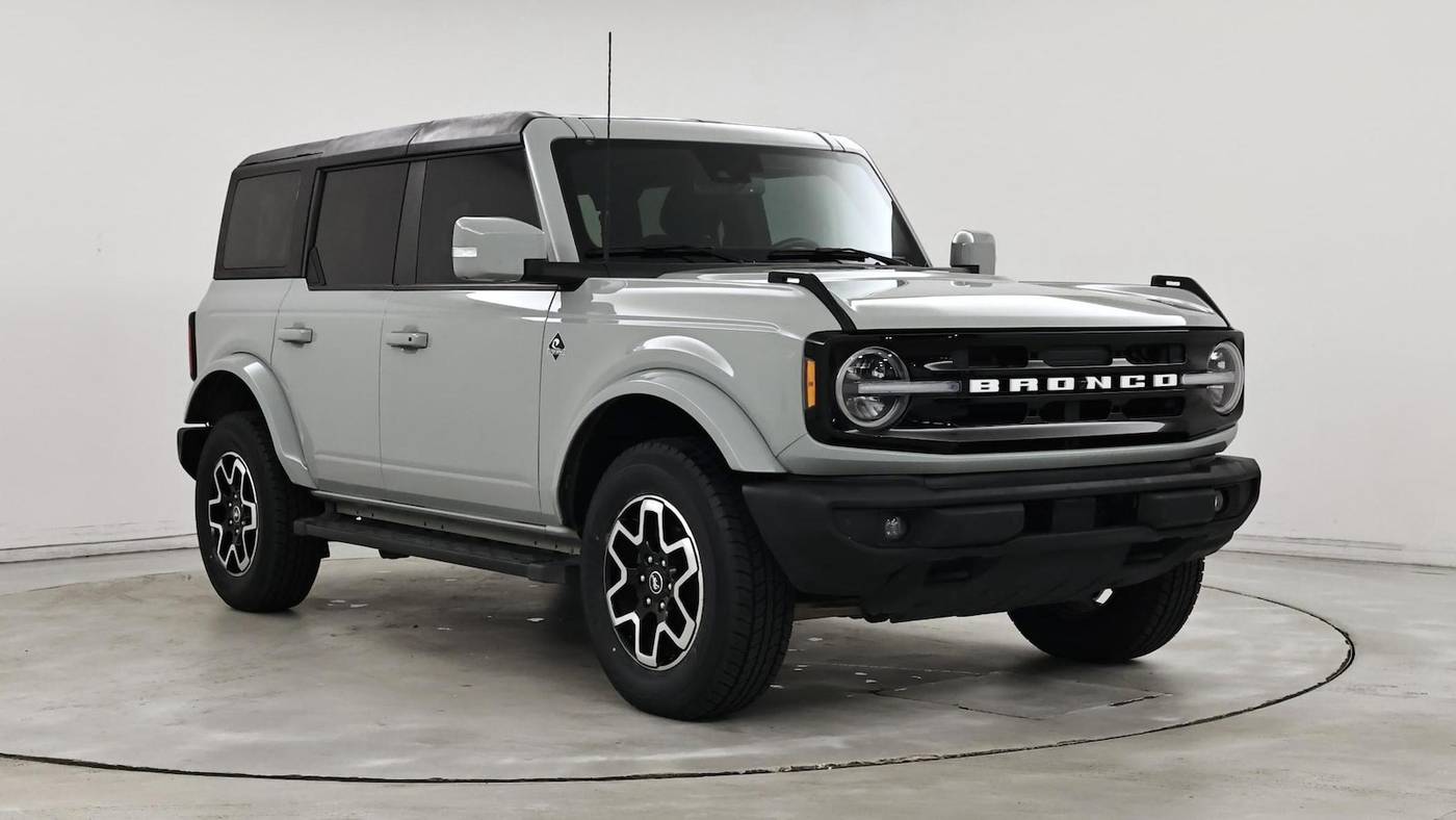 2022 Ford Bronco Outer Banks