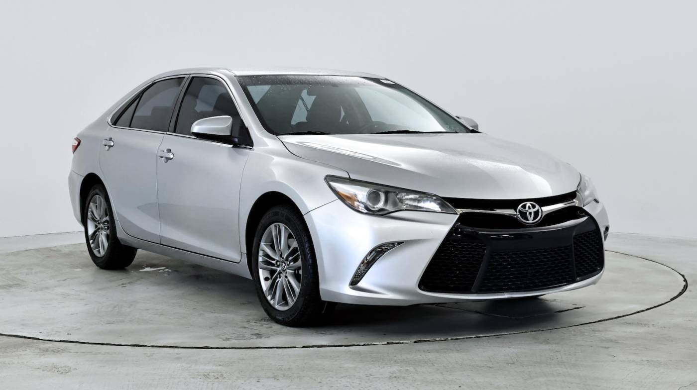 2017 Toyota Camry SE — Sedan — 118,680 mi — Norcross, GA