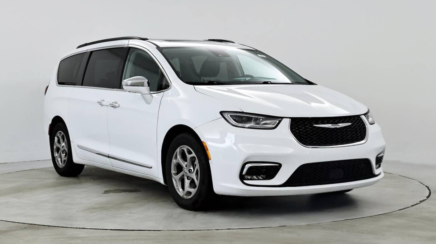 2022 Chrysler Pacifica Limited — Minivan — 42,397 mi — Norcross, GA