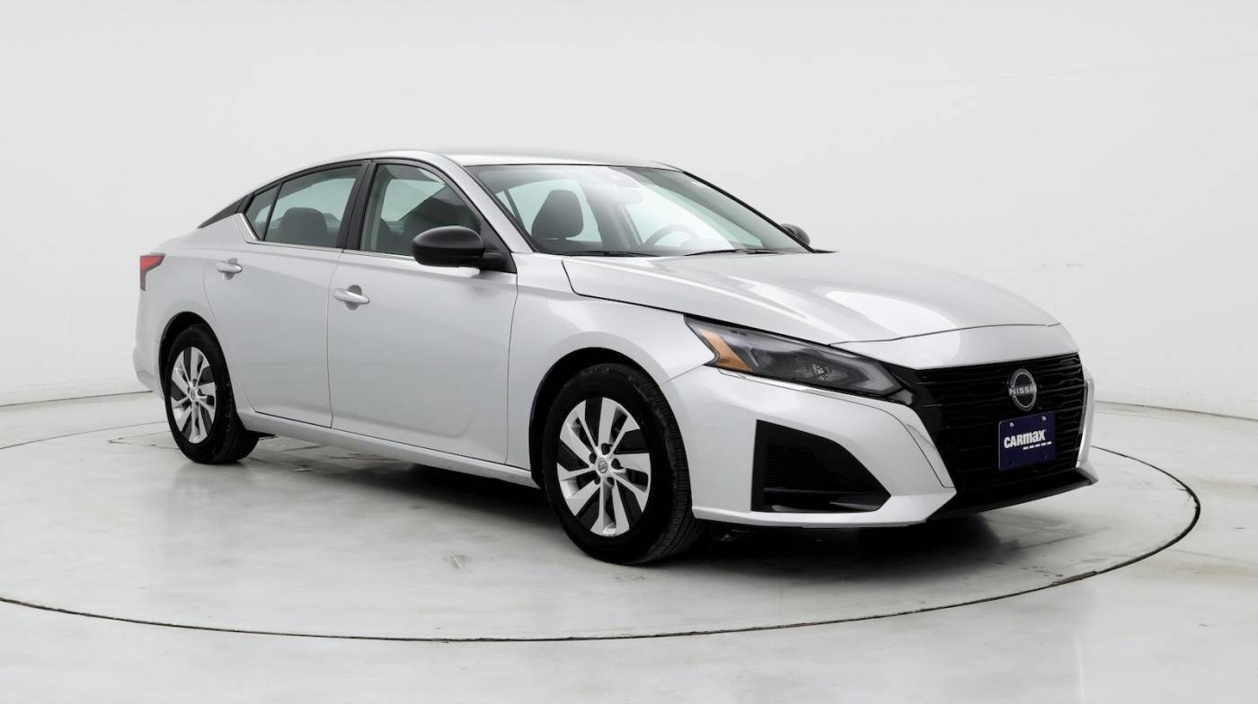 2024 Nissan Altima S — Sedan — 26,807 mi — Oak Lawn, IL