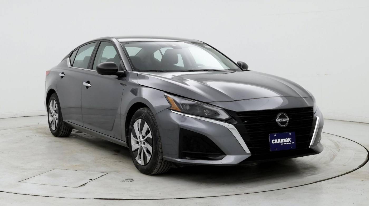 2024 Nissan Altima S — Sedan — 30,341 mi — Oak Lawn, IL