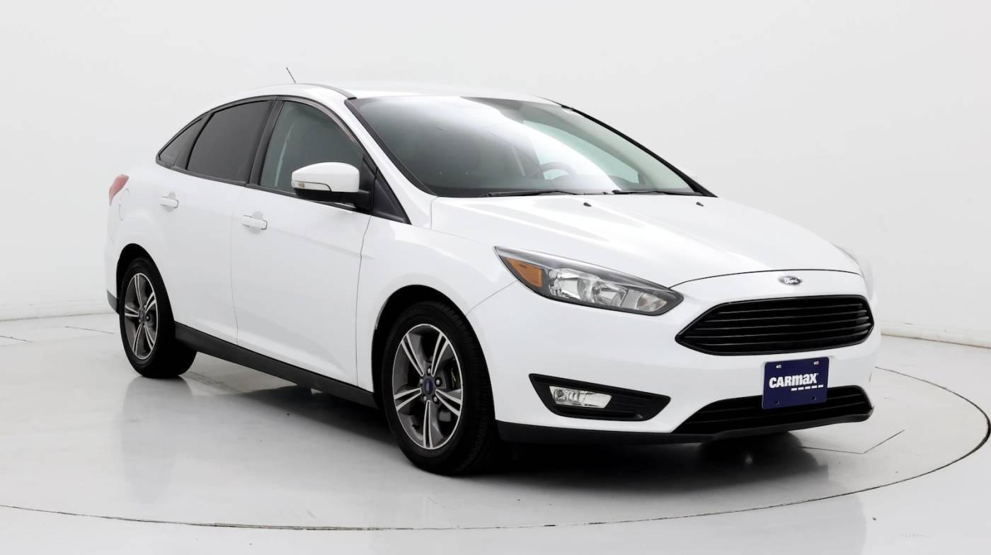 2017 Ford Focus SE — Sedan — 110,183 mi — Oak Lawn, IL